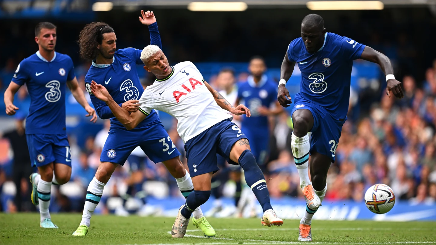 Pundit calls Richarlison the "worst player in the league"